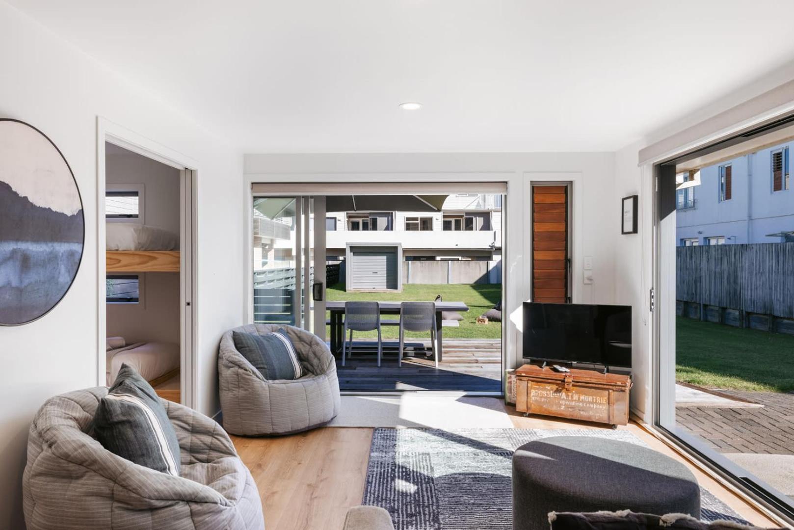 Villa The Iconic Kiwi Bach, Full Site Downtown Mount à Mount Maunganui Extérieur photo