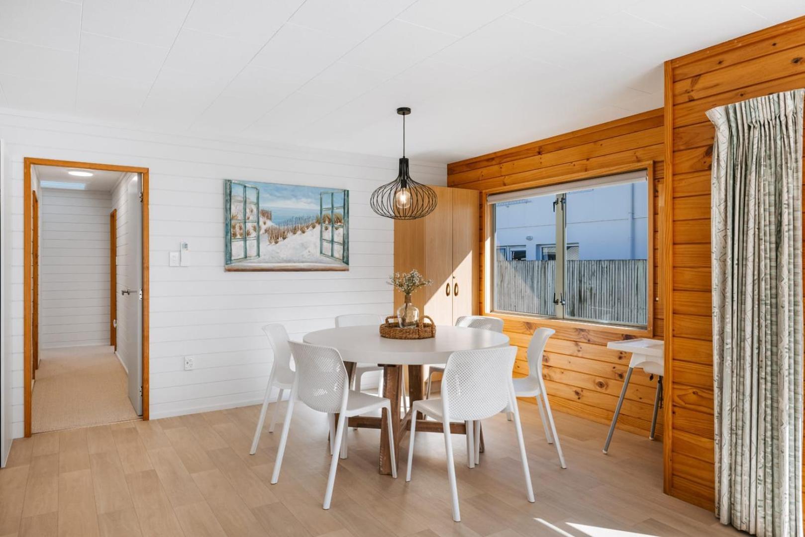 Villa The Iconic Kiwi Bach, Full Site Downtown Mount à Mount Maunganui Extérieur photo